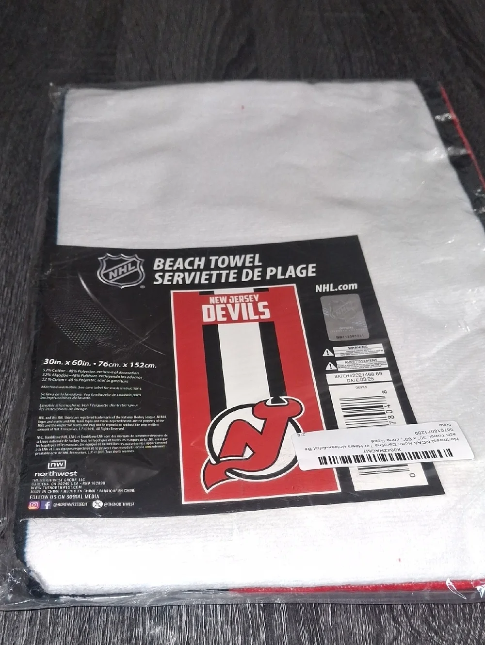 New Jersey Devils NHL Beach Towel - White & Red